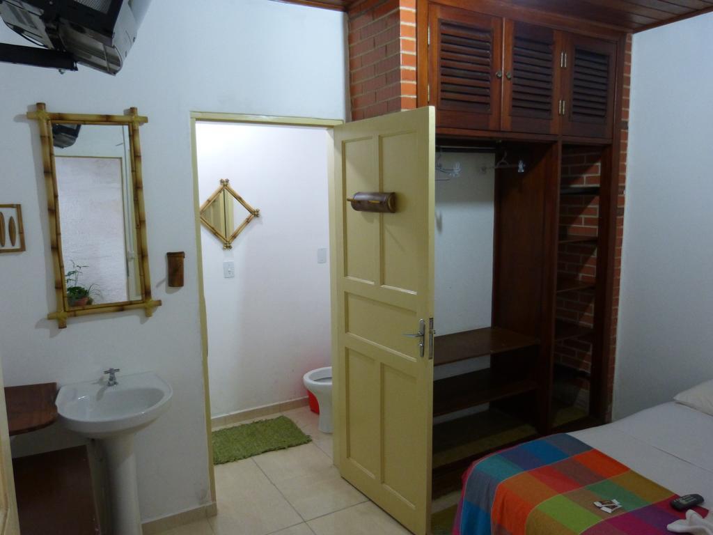 Suites O Flautista Ubatuba Room photo